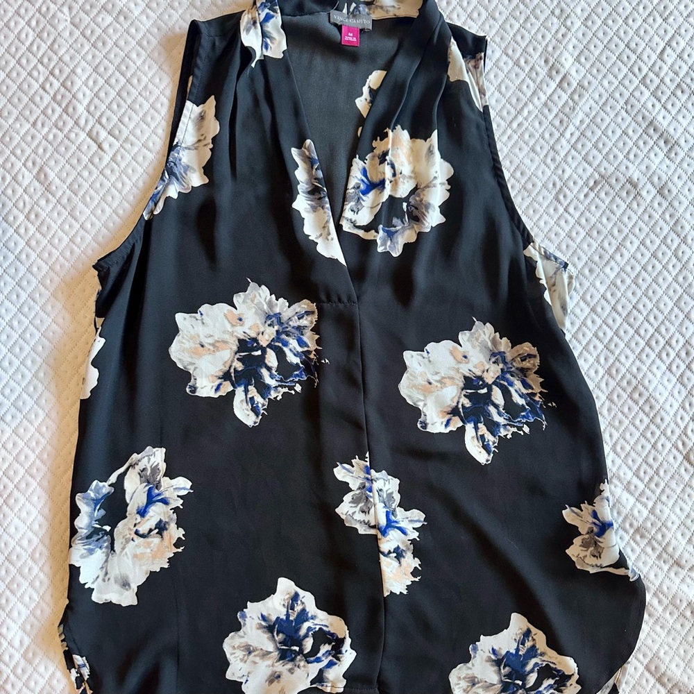 Vince Camuto Black and White Floral Blouse